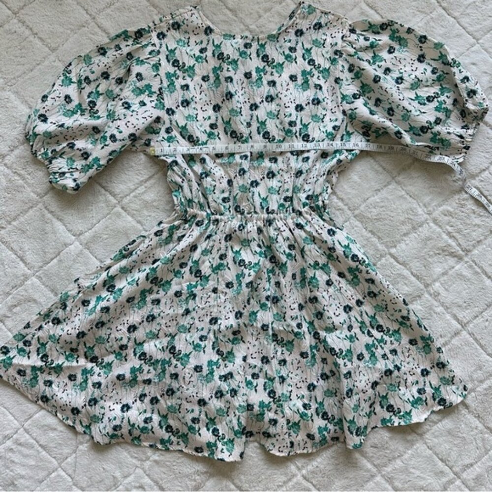 Code X Mode | Elbow Sleeve Floral Open Back Mini Dress | Size Medium - Picture 8 of 10